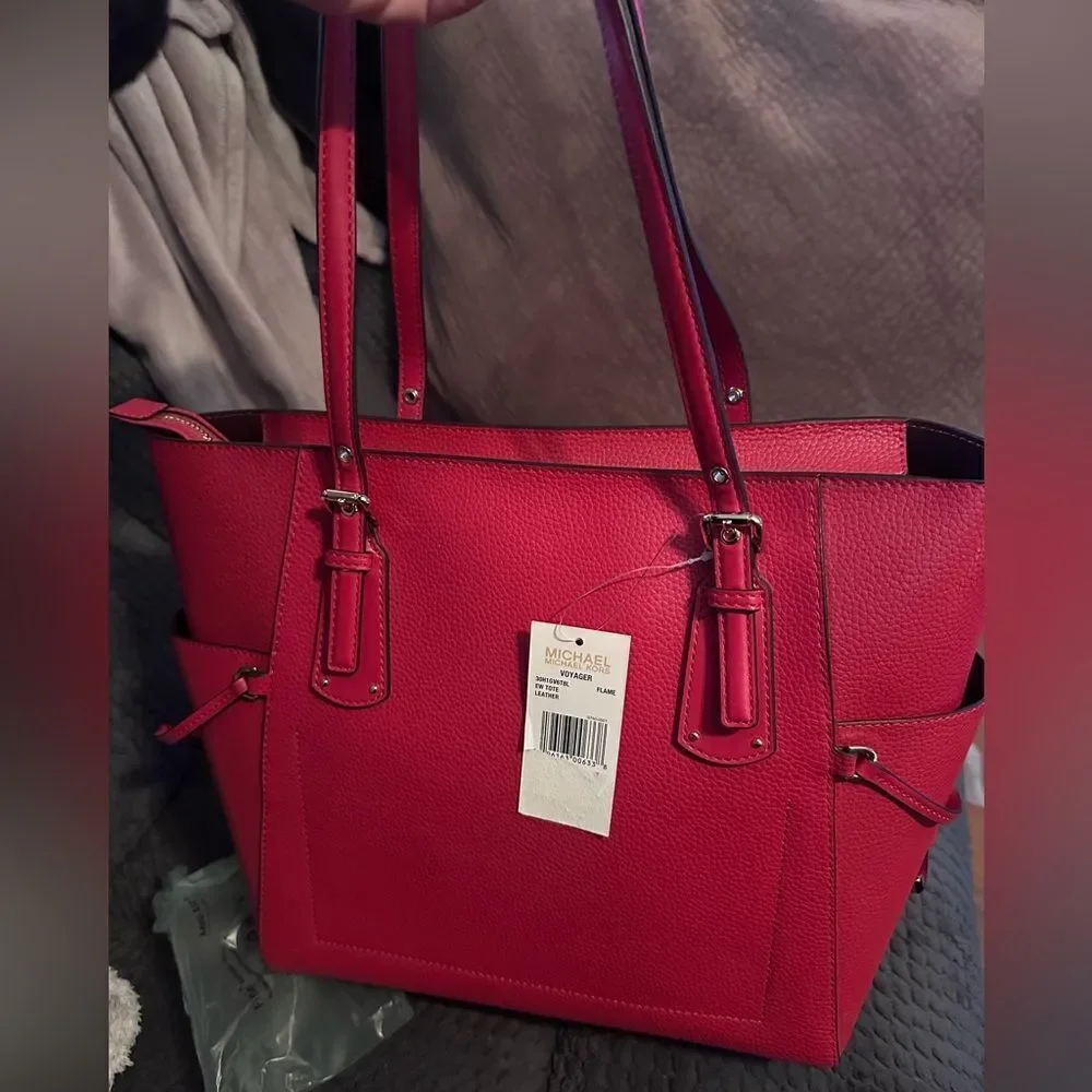 Michael Kors East West Voyager Tote in Red Flame NWTs
